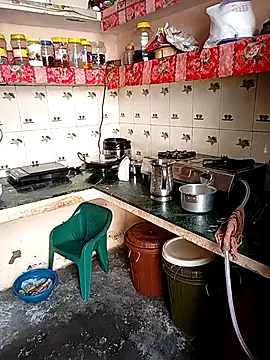 reemacouple007 online show from 26, 9, 2025