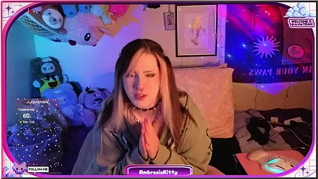 Snapshot of AmbrosiaKitty chatting on 18, 5, 2026 AmbrosiaKitty online show from 18, 5, 2026
