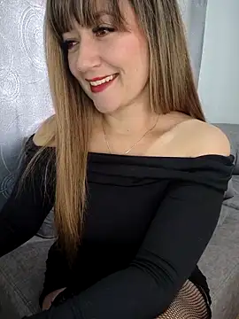 Snapshot of tata_laima__ chatting on 2, 2, 2026 tata laima online show from 2, 2, 2026