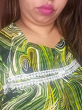 Ravina patil1 online show from 8, 2, 2025