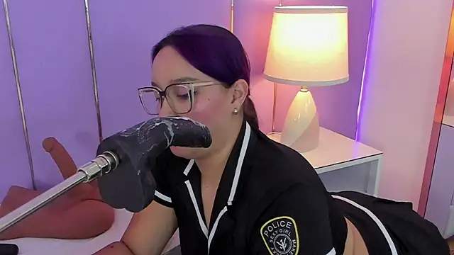 SophyRuiz  online show from 7, 1, 2026