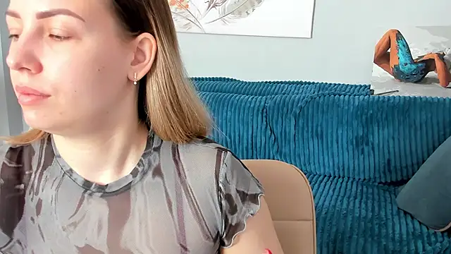 Mia shy1 online show from 9, 3, 2025