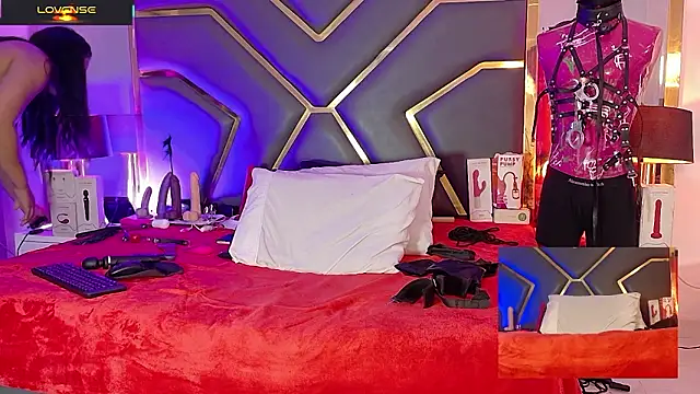 Scarlettt Ass online show from 13, 3, 2026