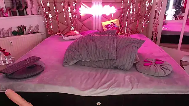 bonnievonclyde online show from 26, 2, 2025