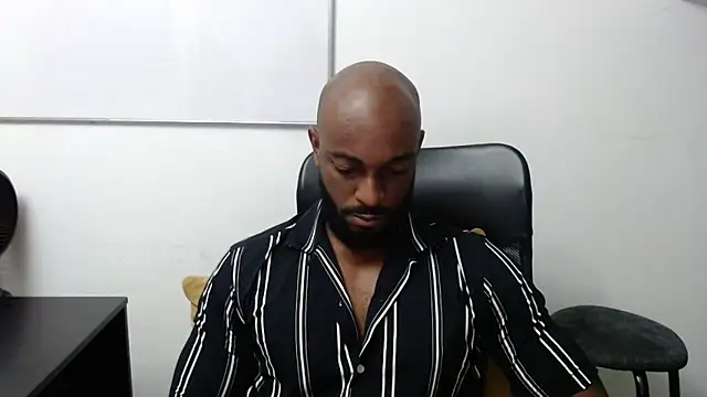 Snapshot of joe999cooper chatting on 29, 11, 2025 joe999cooper online show from 29, 11, 2025