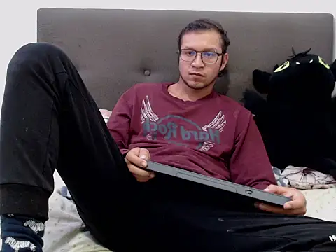 Snapshot of andy_loverxx chatting on 14, 2, 2026 andy loverxx online show from 14, 2, 2026