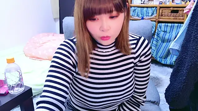 Megu Melon online show from 3, 1, 2025