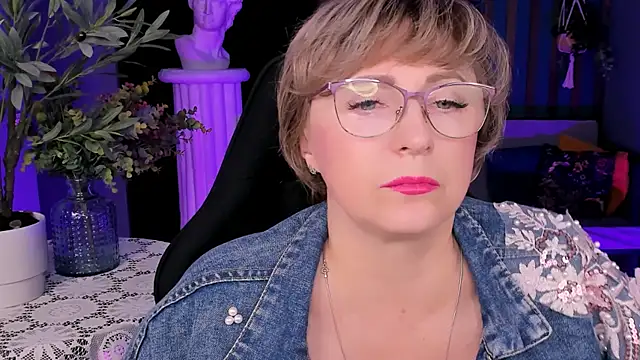 sugar vivien online show from 15, 10, 2025