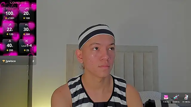 JulianRose 1 online show from 31, 10, 2025