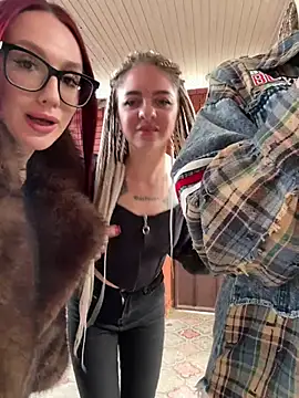 TwixCouple online show from 7, 1, 2026