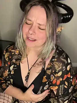 kitten0760 online show from 14, 5, 2026