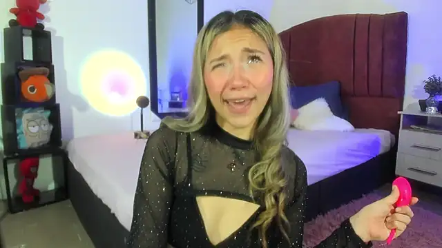 alisson zafiro  online show from 6, 1, 2025