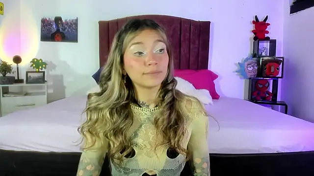 alisson zafiro  online show from 13, 1, 2025