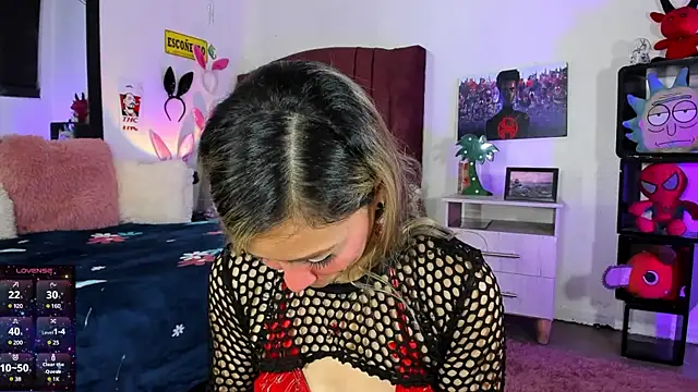 alisson zafiro  online show from 10, 2, 2025