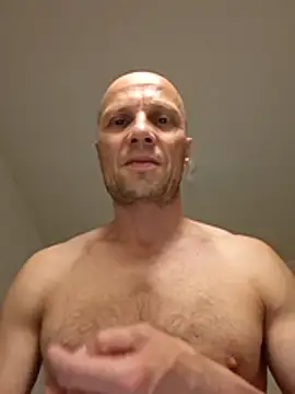 Snapshot of wedge75 chatting on 22, 5, 2026 wedge75 online show from 22, 5, 2026