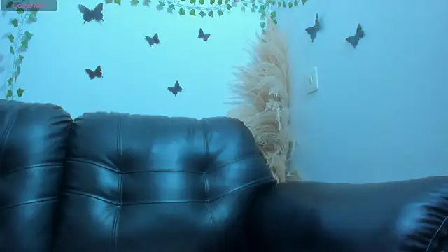 Snapshot of Amani_Bakir chatting on 3, 6, 2026 Amani Bakir online show from 3, 6, 2026