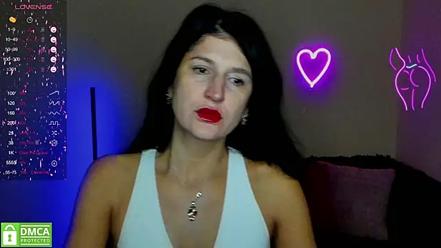 Alianna Solo Kisses online show from 23, 2, 2025