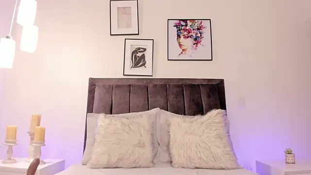 helen mooree online show from 21, 2, 2025