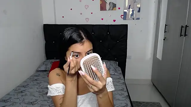 Snapshot of floweer_ chatting on 30, 9, 2025 floweer online show from 30, 9, 2025