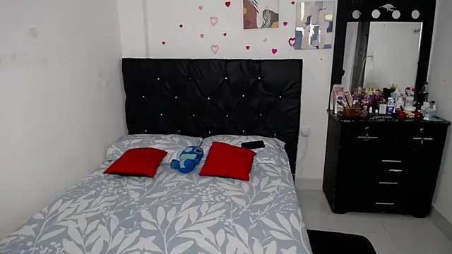 floweer  online show from 21, 10, 2025