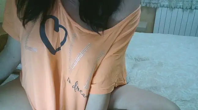 Snapshot of Hornymom42 chatting on 19, 3, 2025 Hornymom42 online show from 19, 3, 2025