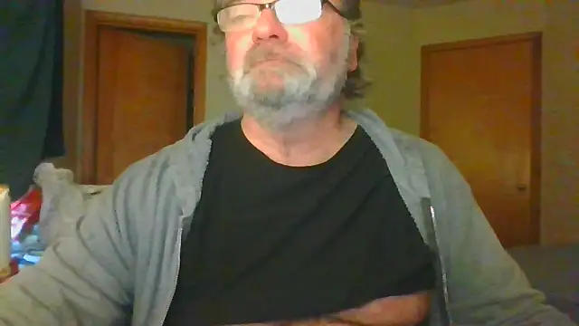 Snapshot of Doherty10 chatting on 3, 11, 2025 Doherty10 online show from 3, 11, 2025