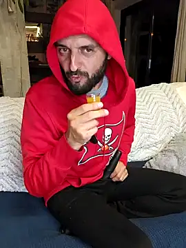 Snapshot of Jade_Emeraud chatting on 6, 12, 2024 Jade Emeraud online show from 6, 12, 2024