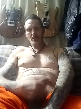 2Hot2gether69 online show from 6, 3, 2025