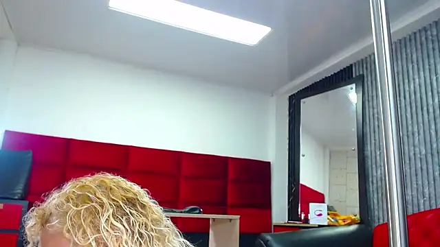 SWEETKAREN online show from 7, 3, 2026