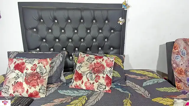 Snapshot of Darlyquenn11 chatting on 18, 1, 2025 Darlyquenn11 online show from 18, 1, 2025