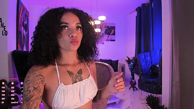 pretty pettite online show from 10, 12, 2024