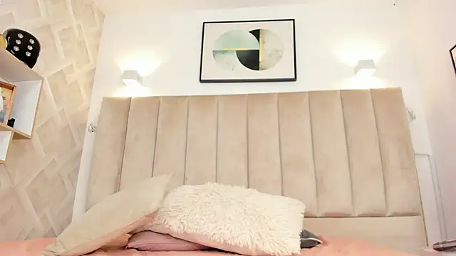 Anniie Queen online show from 31, 3, 2026