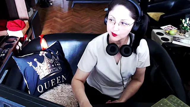 Snapshot of Imperatriza chatting on 12, 5, 2026 Imperatriza online show from 12, 5, 2026