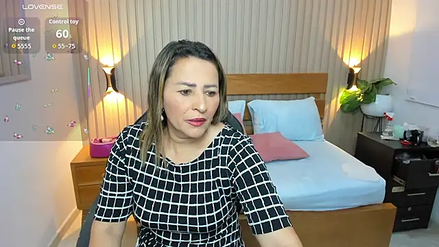 Snapshot of luciana_ballesteros_ chatting on 23, 3, 2026 luciana ballesteros online show from 23, 3, 2026
