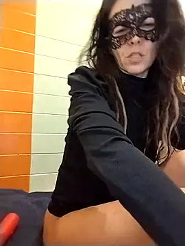 Snapshot of EmySkinny85 chatting on 2, 1, 2025 EmySkinny85 online show from 2, 1, 2025