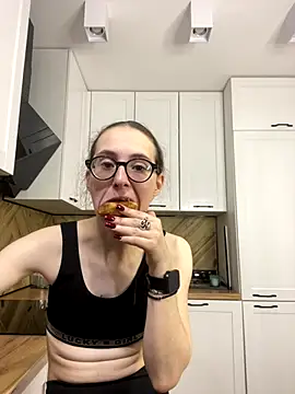 MartiniiSelenna online show from 6, 10, 2025