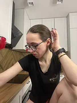 MartiniiSelenna online show from 10, 4, 2026