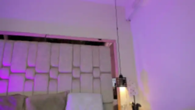 AngelineHeet online show from 12, 4, 2026