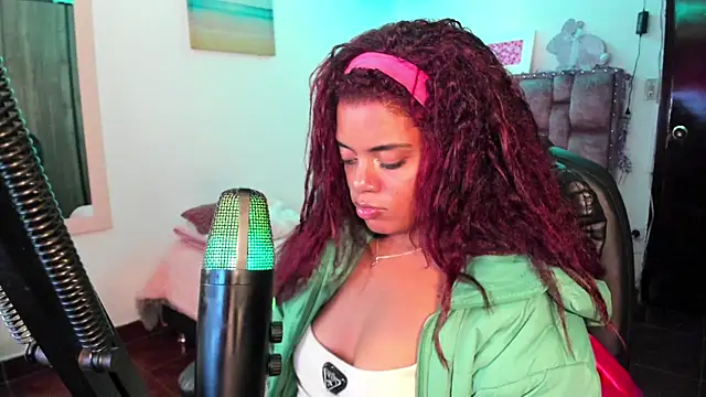 ladyrd1 online show from 20, 12, 2024