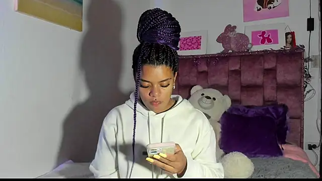 ladyrd1 online show from 16, 10, 2025