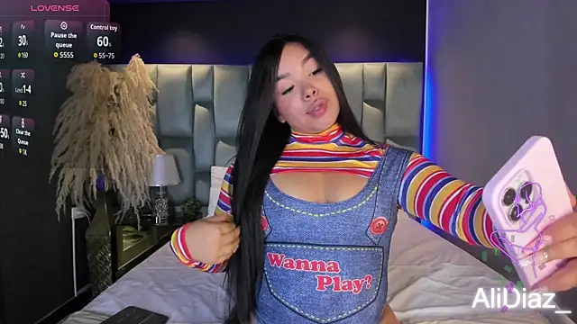 MarianaGarciaa   online show from 23, 9, 2025