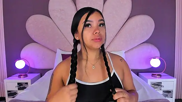 MarianaGarciaa   online show from 21, 2, 2026