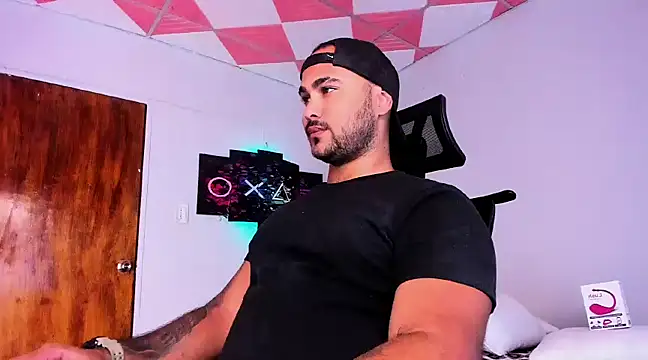 Sebas-hott online show from 9, 1, 2025