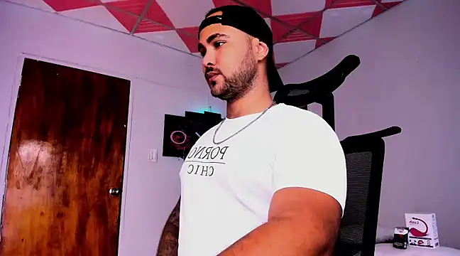 Sebas-hott online show from 30, 1, 2025