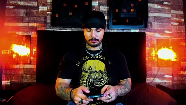 Van Velckan online show from 3, 3, 2025