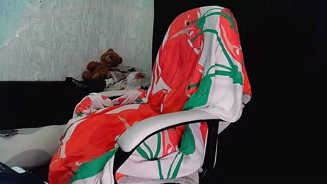 Snapshot of Teasing_Molly chatting on 26, 9, 2025 Teasing Molly online show from 26, 9, 2025