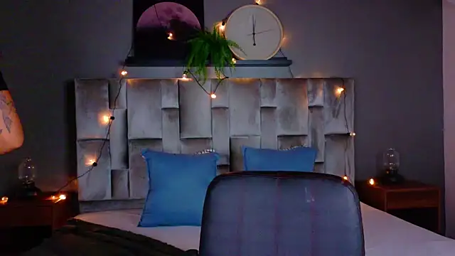 alaia-rogers online show from 12, 9, 2025