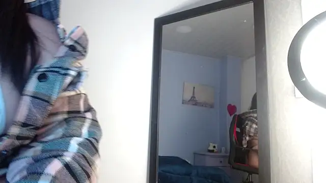 lucianaa 25 online show from 9, 12, 2024