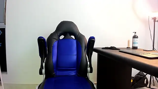 Yelena03 online show from 12, 1, 2025