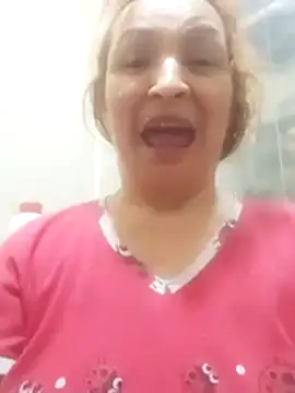 Snapshot of Wife_sexxx chatting on 6, 1, 2025 Wife sexxx online show from 6, 1, 2025